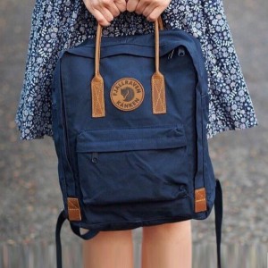 [超人氣!] Fjallraven Kanken No.2 - Navy